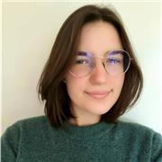 Étudiante en école d'ingénieur, j'ai l'habitude de donner des cours aux lycéens et aux collégiens